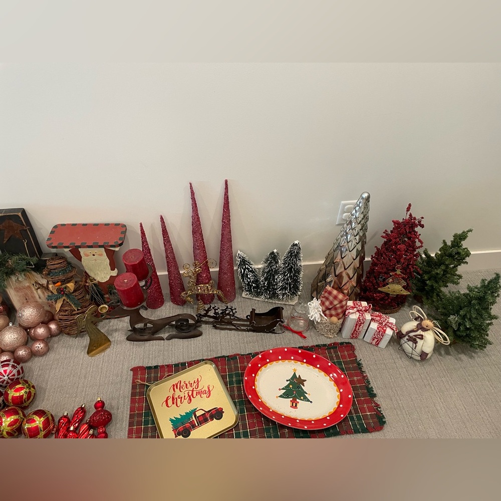 Christmas decor lot